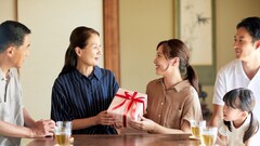 Top 10+ quà tặng 20/10 cho mẹ khiến hạnh phúc ngập tràn