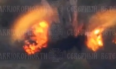 Clip: Binh sĩ Nga bí mật gài mìn làm nổ tung cây cầu  "huyết mạch " tiếp tế của Ukraine