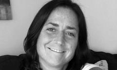 Bị học sinh 14 tuổi đá vào ngực, một nữ nhân viên tại trường nội trú ở Mỹ tử vong 