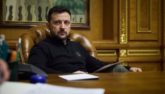Quan chức cấp cao Ukraine bất ngờ thừa nhận  "tin xấu ", Tổng thống Zelensky họp  "khẩn "
