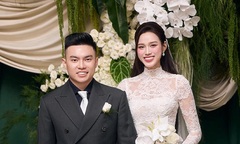 Hoa hậu Đỗ Thị Hà bật khóc trong giây phút lên xe hoa về nhà chồng