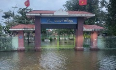 Huế cho gần 300.000 học sinh nghỉ học từ chiều 22/10 để phòng bão Thần Gió