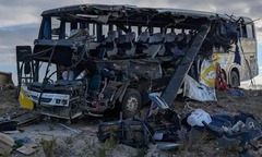 Xe buýt lao xuống vực sâu tại Bolivia, ít nhất 16 người thiệt mạng