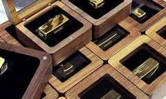 Công ty công nghệ thưởng bàn phím bằng vàng cho nhân viên, dân IT xếp hàng xin nộp hồ sơ