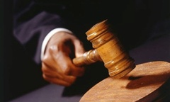 Con gái kiện đòi đuổi cha bệnh nặng ra khỏi nhà để bán lấy tiền đi du học