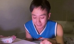 Sao nam mắc HIV đăng bài tạm biệt, xin lỗi bố mẹ gây xôn xao