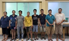 Kiểm tra nhà nghỉ ở TP.HCM phát hiện nhóm nam nữ đang thực hiện hành vi  "mờ ám "