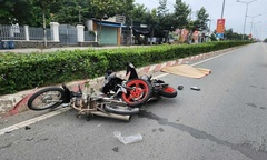 Tin tức tai nạn giao thông mới nhất ngày 7/11: Đón con đi học về, cha gặp tai nạn tử vong