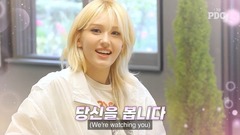 Nữ ca sĩ đình đám showbiz bị điều tra