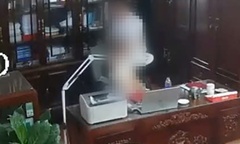 Buộc thôi việc Chủ tịch HĐQT Trường THPT Tô Hiến Thành xuất hiện trong clip  "không chuẩn mực "