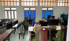 Trộm két sắt của cậu ruột là “thần bài” Poker, cháu lãnh 13 năm tù