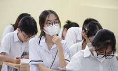 Hà Nội hỗ trợ học sinh trường tư từ 155.000-217.000 đồng/tháng