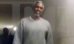 Ngoại hình gây bất ngờ của  "ông trùm " Diddy ở trong tù