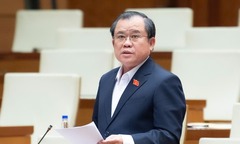 ĐBQH:  "Có dự án phải chờ hàng tháng lấy văn bản góp ý từ phòng, ban rồi lại tiếp tục chờ "