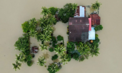 Lũ lụt và lở đất tại Indonesia, hơn 300 người thiệt mạng, hàng trăm người mất tích