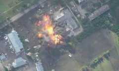 Nga nã đòn  "không thể cản phá " bằng siêu bom FAB-1500,  "xóa sổ " căn cứ quân sự Ukraine trong tích tắc