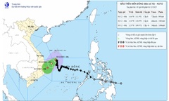Tin bão số 15 mới nhất: Sức gió gần tâm bão mạnh cấp 8, bão ít dịch chuyển
