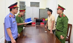 Bắt giám đốc Văn Đức Quý