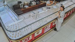 Bắt nữ giúp việc trộm vàng của chủ nhà, khi bị mời làm việc còn ngoan cố thách thức