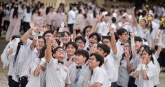 Chính thức bãi bỏ quy định cấp bằng tốt nghiệp THCS: Tránh lãng phí,  "cởi trói " áp lực hành chính