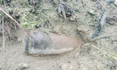 Đi làm rẫy, người dân phát hiện "vật thể lạ " nặng 130kg