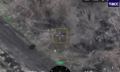 Clip: Nga phóng FPV cảm tử, giáng đòn chính xác vào loạt hỏa điểm ngụy trang của Ukraine