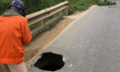 Xuất hiện hố sụt lún trên tuyến quốc lộ huyết mạch của Huế