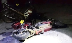 Tin tức tai nạn giao thông mới nhất ngày 16/12: Xe máy va chạm xe đạp điện, 2 người thương vong