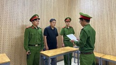 Bắt Phan Tấn Hoàng-cựu nhân viên ngân hàng 30 tuổi chiếm đoạt 8 tỷ đồng