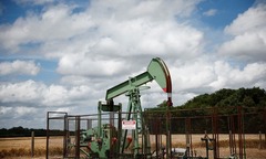 Giá xăng dầu hôm nay (21/12): Dầu thô thế giới phục hồi trở lại