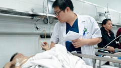 Vụ tai nạn ở Lào Cai, xe chở đoàn thiện nguyện bị lật, 9 người tử vong: Diễn biến mới nhất sức khỏe các nạn nhân