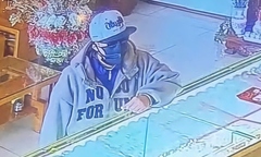 Truy bắt nam thanh niên táo tợn cướp tiệm vàng ở Lâm Đồng