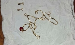 Hi hữu: Hành khách vứt nhầm vàng vào thùng rác trên toa tàu