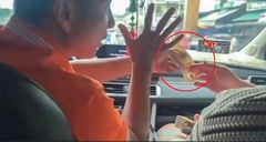 Nam tài xế taxi ở Nha Trang thừa nhận  "làm ảo thuật " tráo tiền của du khách