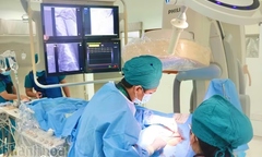 Người đàn ông đột ngột ngã quỵ khi đang phát biểu tại đám cưới cháu ở Khánh Hòa