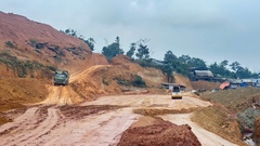 Thiếu bãi đổ thải, cao tốc Chợ Mới - Bắc Kạn buộc thi công nhỏ lẻ, cầm chừng