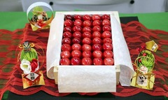  Xôn xao loại trái cây cực đắt tiền, được đấu giá 302 triệu đồng/68 quả
