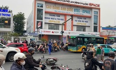 Vụ ô tô 5 chỗ tông loạt xe máy ở giao lộ tại TP.HCM: Hé lộ nguyên nhân
