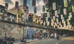 Khám phá phố bích họa Phùng Hưng Hà Nội