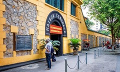 Nhà tù Hỏa Lò Hà Nội có gì