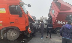 Hiện trường vụ tai nạn giao thông trên cao tốc đoạn qua Thanh Hóa, 4 người tử vong, 6 người bị thương