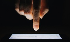 Apple cảnh báo nóng người dùng iPhone về phần mềm gián điệp