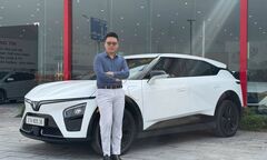 Bỏ xe xăng chuyển sang VinFast VF 7, người dùng Việt thấy khoái vì “chạy 500 km trong một ngày vẫn thấy nhẹ người”