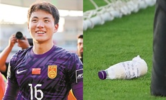  "Chiếc phao " bí ẩn trên chai nước giúp thủ môn U23 Trung Quốc cản phá penalty cực đỉnh