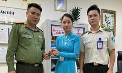 Rơi nhẫn kim cương khi làm thủ tục bay, du khách được phen  "đứng tim "