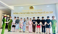 Bắt 8 người nước ngoài trong đường dây ma túy ở TP.HCM