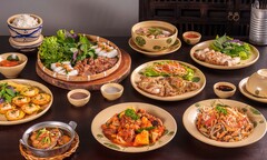 Khi bữa cơm gia đình thành điều xa xỉ & hành trình Quán Bụi gìn giữ hồn Việt giữa phố thị