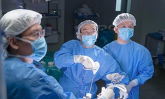 Vinmec cứu sống cụ ông 70 tuổi mắc “ung thư chồng ung thư”  