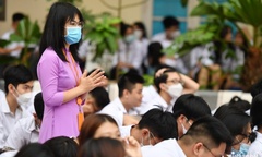 Nhiều giáo viên Hà Nội thấp thỏm  "ngóng " tiền thưởng Nghị định 73, Sở GD&ĐT nói gì?