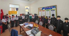 Công an mời làm việc 23 học sinh nhảy múa theo còi xe tải trên quốc lộ
